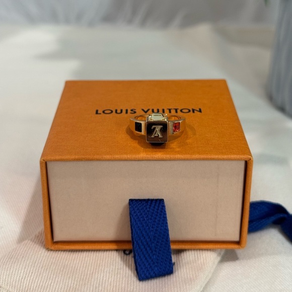 Louis Vuitton Multicolor Gamble Ring | Size US 5 - Picture 12 of 17